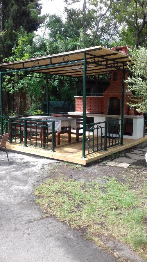 Family Нouse -Нotel Asai Ravda Luaran gambar