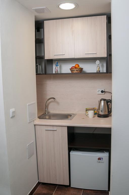 Family Нouse -Нotel Asai Ravda Luaran gambar