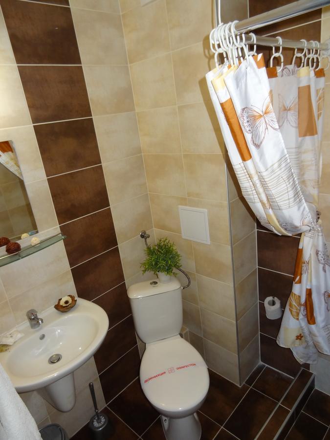 Family Нouse -Нotel Asai Ravda Luaran gambar